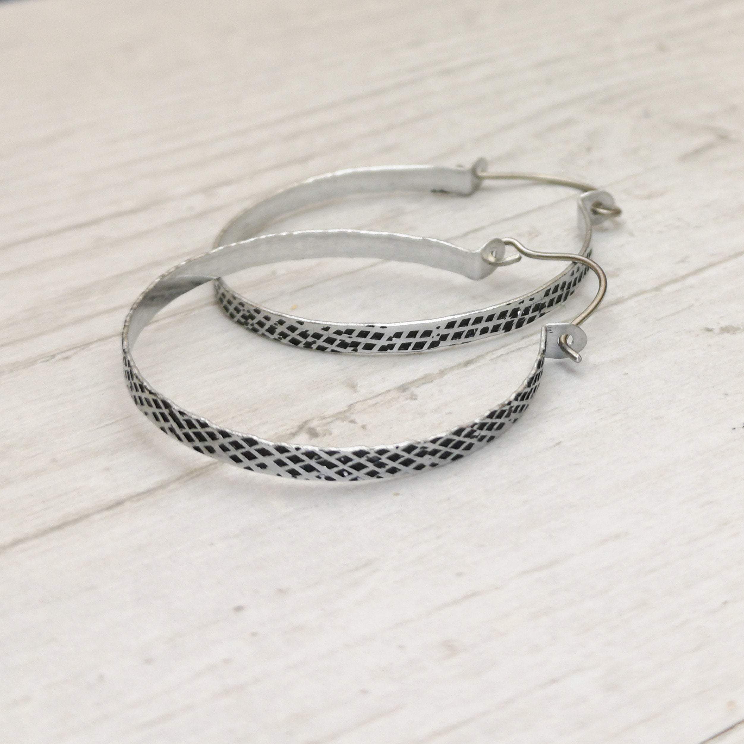 Lightweight hoop earrings - Titanium earwires - Boho hand hammered - Rustic diamond stamped unique hoops - Hypoallergenic - Madebyjenwren